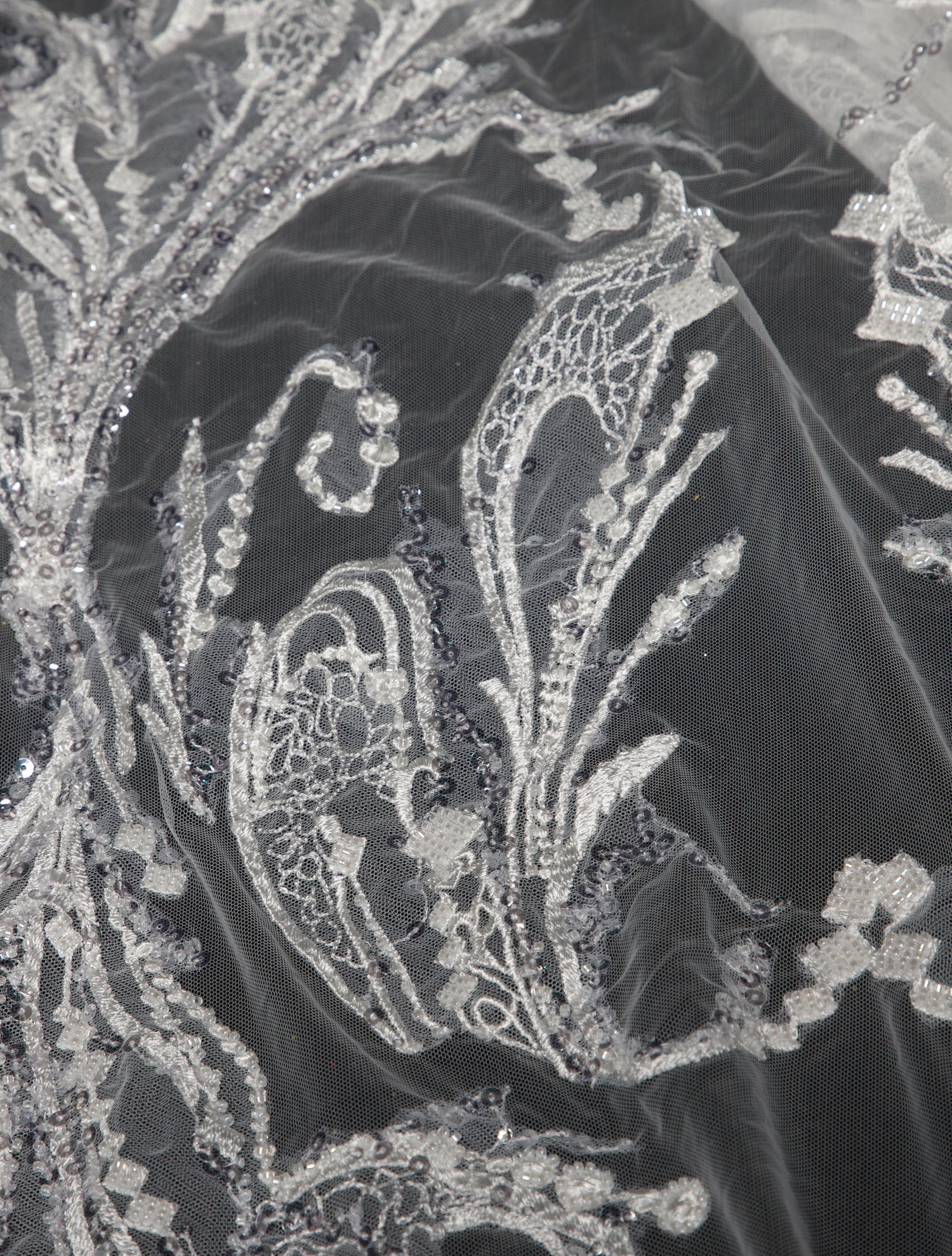 Saiid Kobeisy white mesh veil w/Tags