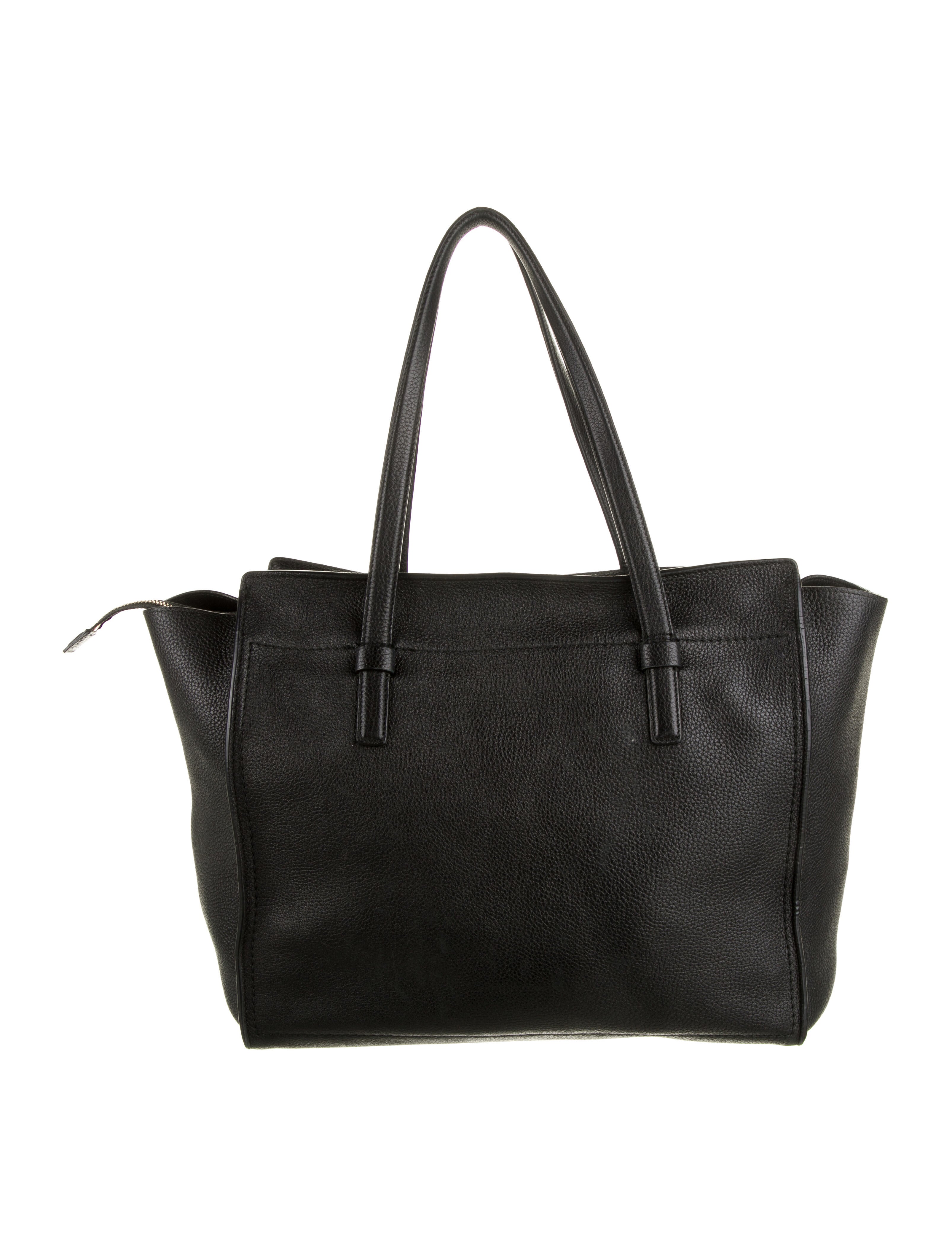 ferragamo large amy tote