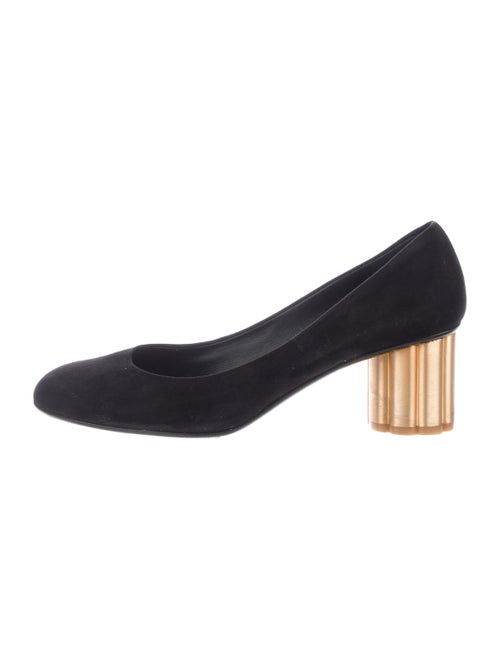 Salvatore Ferragamo Suede Pumps Black