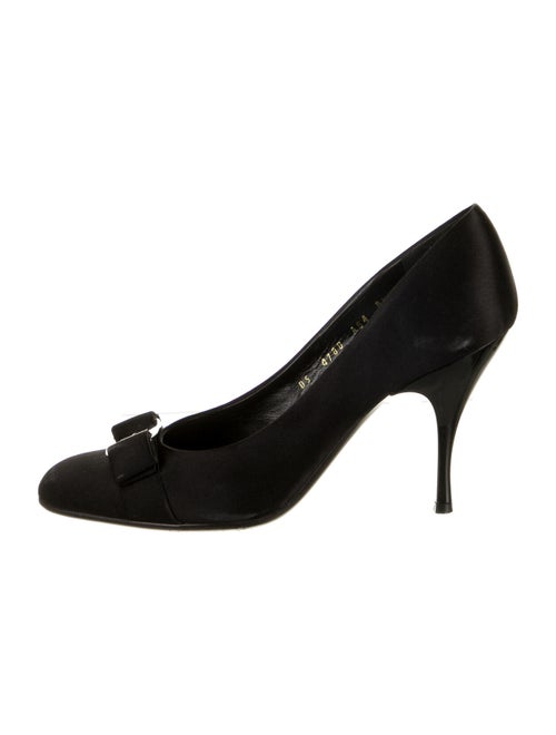 Salvatore Ferragamo Pumps Black