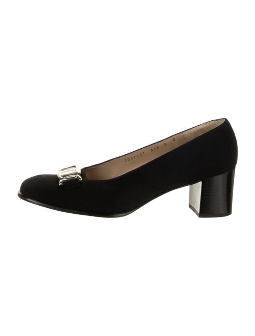 Salvatore Ferragamo Pumps Black