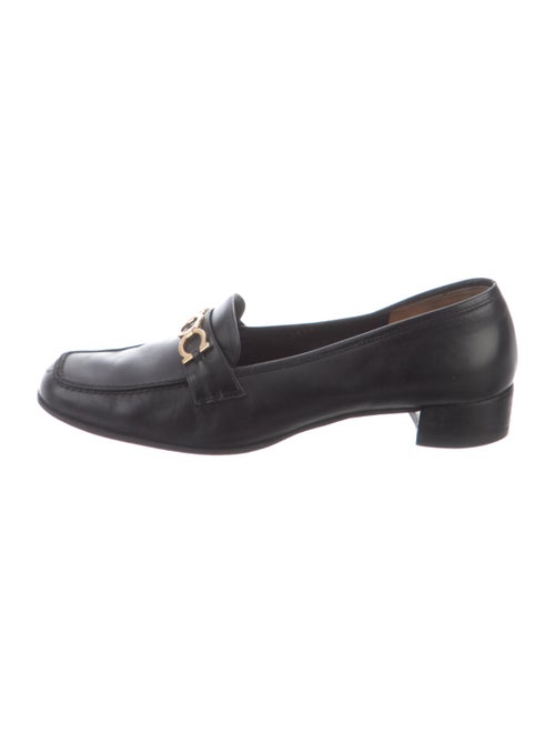 Salvatore Ferragamo Leather Pumps Black