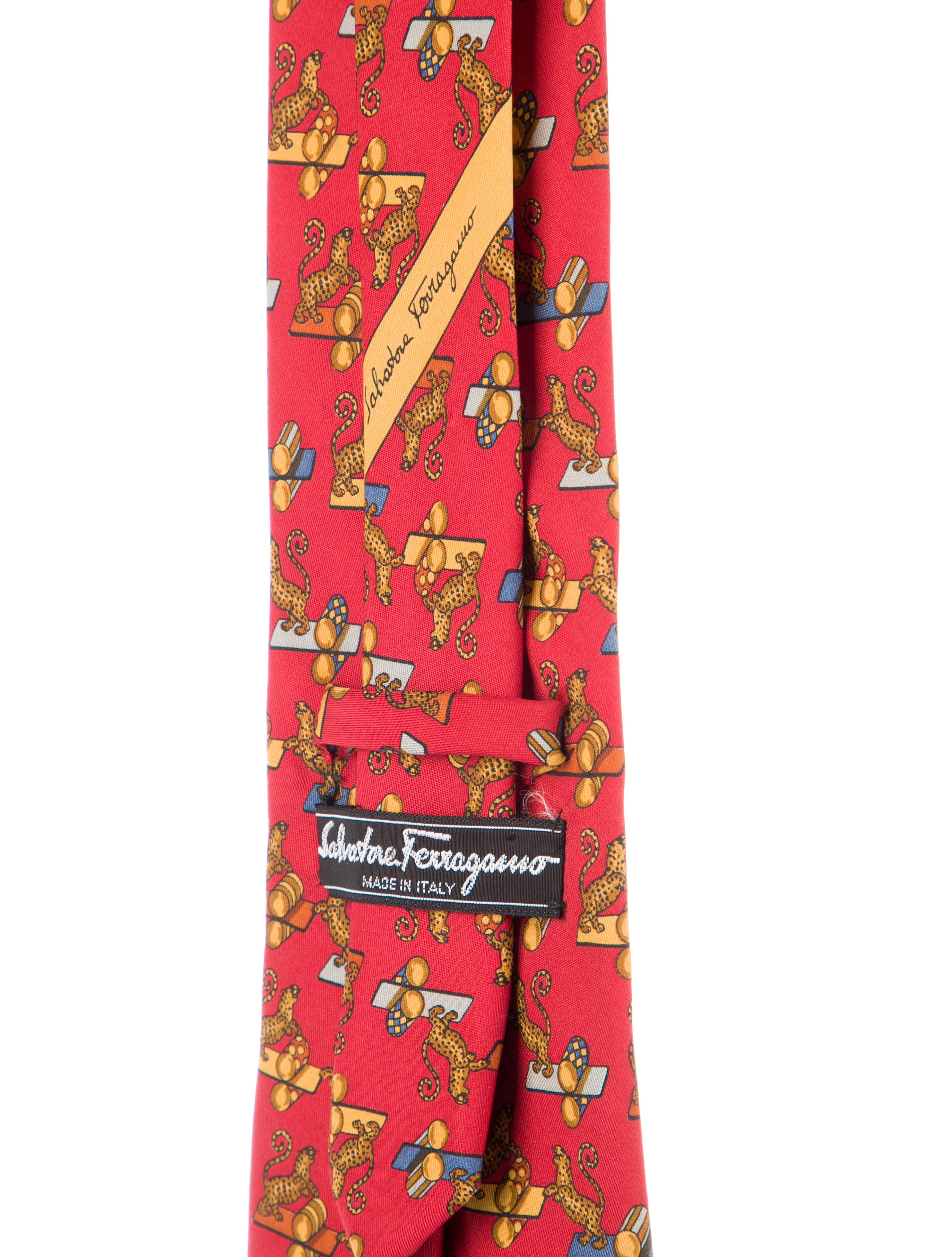 ferragamo cat tie