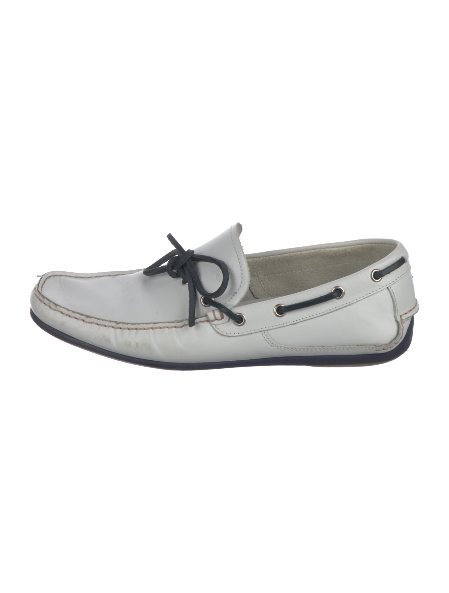 Salvatore Ferragamo Gancini Logo Leather Boat Shoes