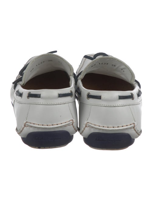 Salvatore Ferragamo Gancini Logo Leather Boat Shoes