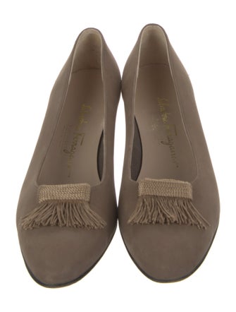 Salvatore Ferragamo Vara Bow Accent Leather Flats