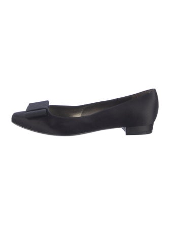 Salvatore Ferragamo Vara Bow Accent Suede Flats