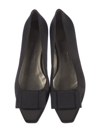 Salvatore Ferragamo Vara Bow Accent Suede Flats