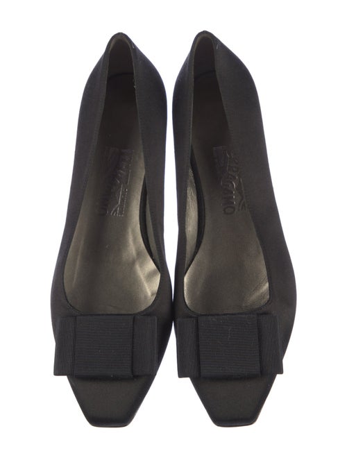 Salvatore Ferragamo Vara Bow Accent Suede Flats