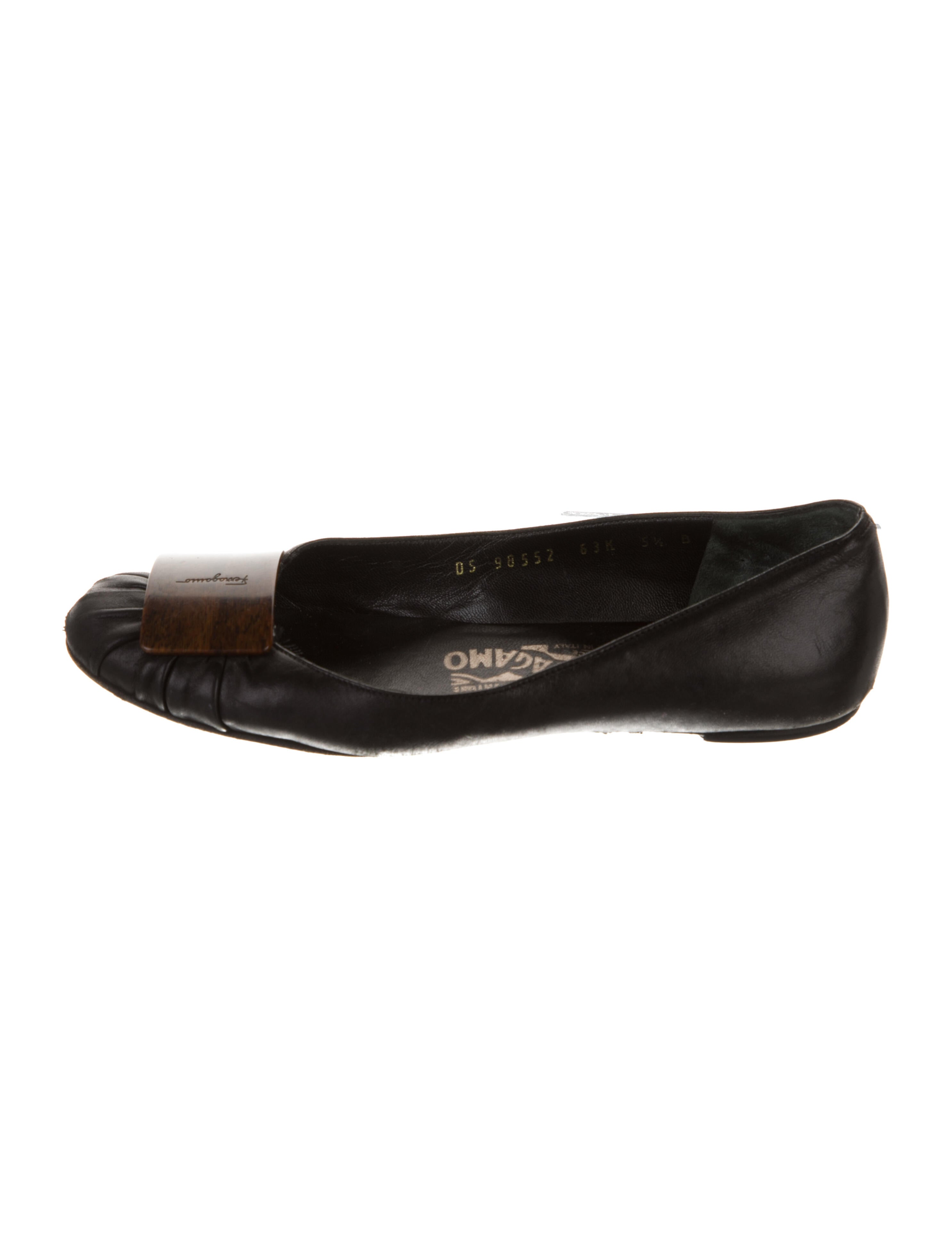 Salvatore Ferragamo Leather Ballet Flats