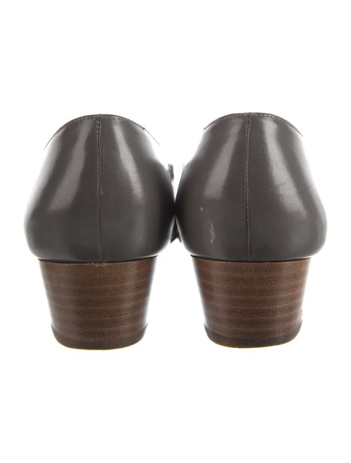 Salvatore Ferragamo Vara Bow Accent Leather Pumps