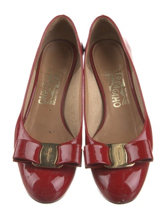 Salvatore Ferragamo Vara Bow Accent Patent Leather Flats