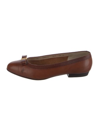 Salvatore Ferragamo Vara Bow Accent Leather Ballet Flats