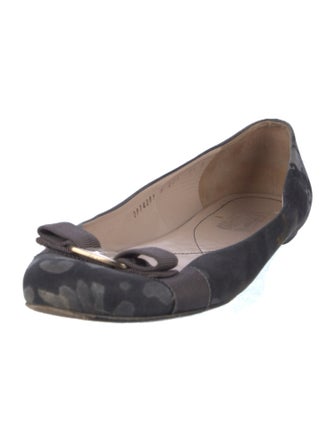 Salvatore Ferragamo Vara Bow Accent Patent Leather Ballet Flats