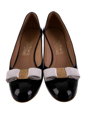 Salvatore Ferragamo Vara Bow Accent Patent Leather Ballet Flats