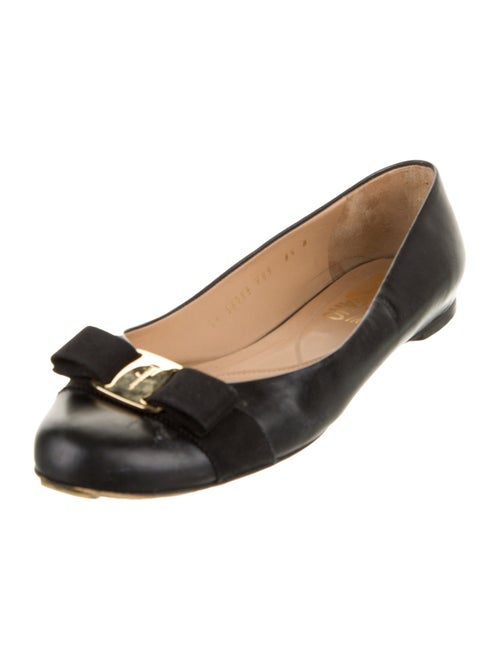 Salvatore Ferragamo Vara Bow Accent Leather Ballet Flats