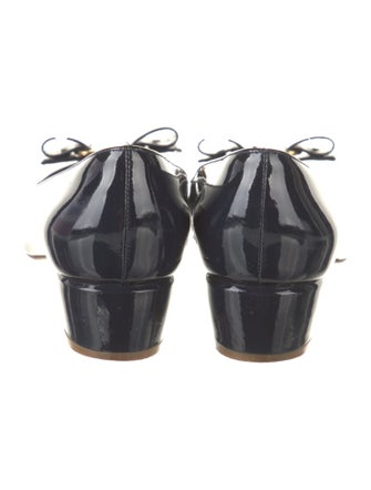 Salvatore Ferragamo Vara Bow Accent Patent Leather Flats