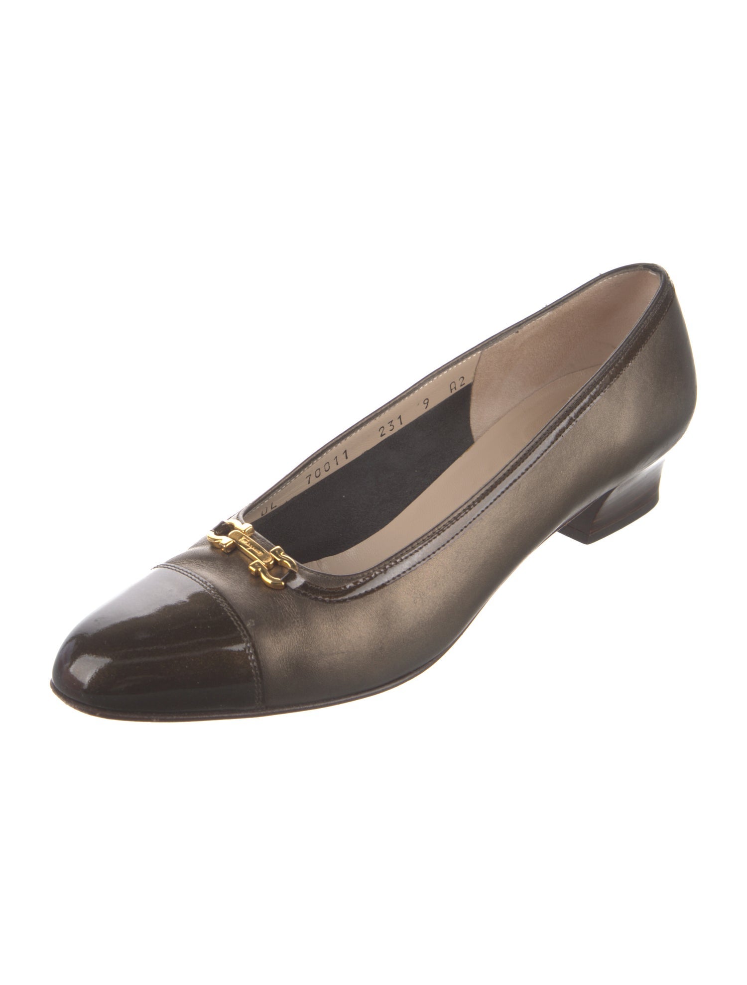 Salvatore Ferragamo Gancini Logo Leather Pumps