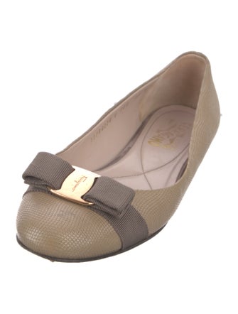 Salvatore Ferragamo Vara Bow Accent Leather Ballet Flats