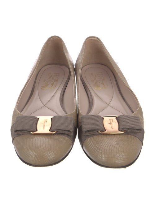 Salvatore Ferragamo Vara Bow Accent Leather Ballet Flats