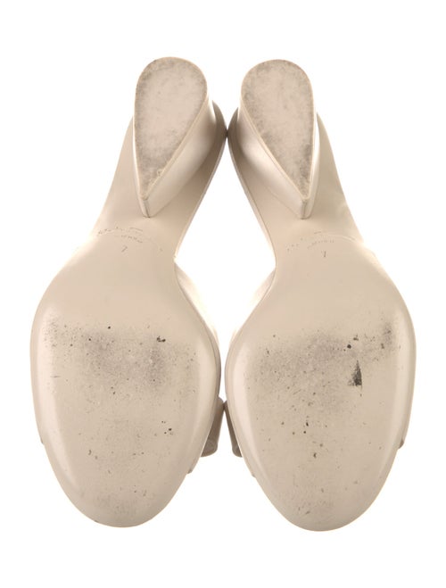 Salvatore Ferragamo Vara Bow Accent Leather Slides