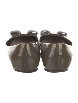 Salvatore Ferragamo Vara Bow Accent Patent Leather Flats