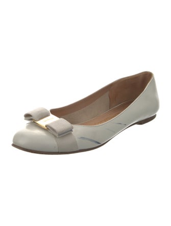 Salvatore Ferragamo Vara Bow Accent Leather Ballet Flats