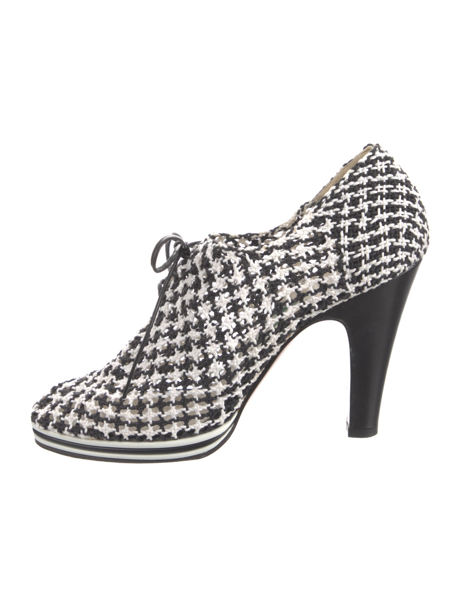 Salvatore Ferragamo Leather Printed Pumps