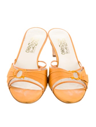 Salvatore Ferragamo Canvas Slides