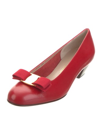 Salvatore Ferragamo Vara Bow Accent Leather Flats