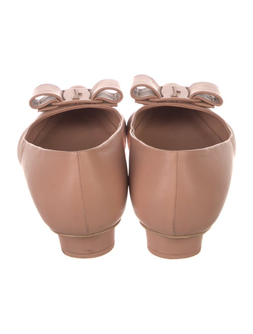 Salvatore Ferragamo Vara Bow Accent Leather Flats