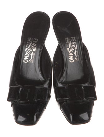 Salvatore Ferragamo Vara Bow Accent Patent Leather Mules
