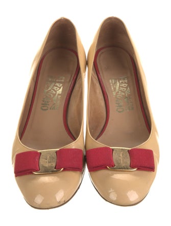 Salvatore Ferragamo Vara Bow Accent Patent Leather Flats