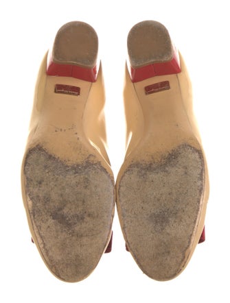 Salvatore Ferragamo Vara Bow Accent Patent Leather Flats