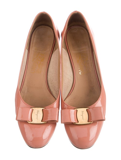 Salvatore Ferragamo Vara Bow Accent Patent Leather Flats