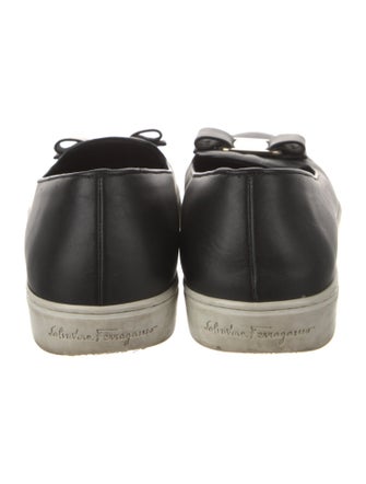 Salvatore Ferragamo Vara Bow Accent Leather Loafers