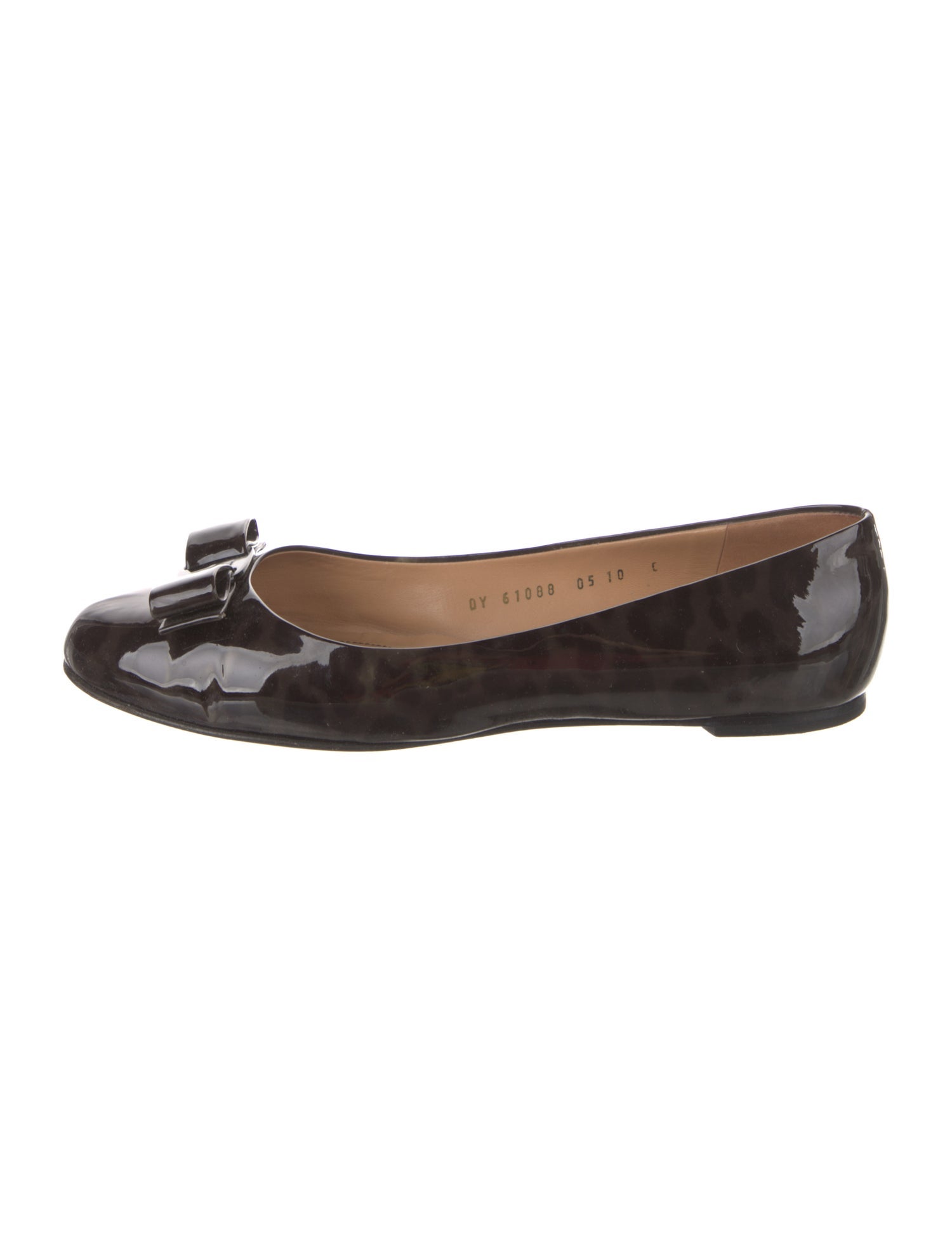 Salvatore Ferragamo Vara Bow Accent Patent Leather Ballet Flats