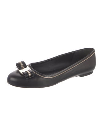 Salvatore Ferragamo Vara Bow Accent Leather Flats