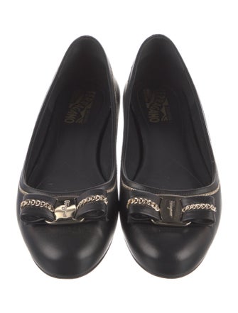 Salvatore Ferragamo Vara Bow Accent Leather Flats