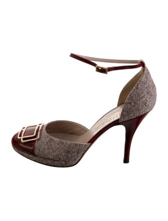 Salvatore Ferragamo Canvas Printed D'Orsay Pumps