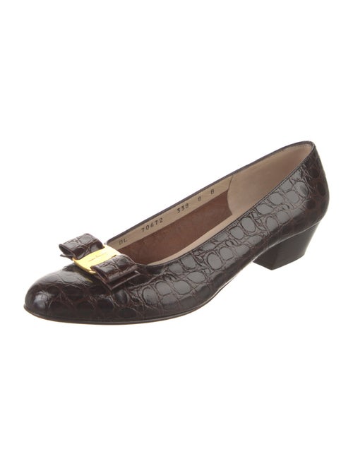 Salvatore Ferragamo Embossed Leather Bow Accents Pumps
