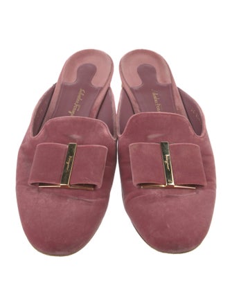 Salvatore Ferragamo Vara Bow Accent Velvet Mules