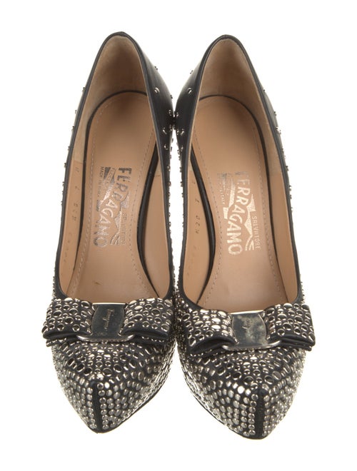 Salvatore Ferragamo Vara Bow Accent Leather Pumps