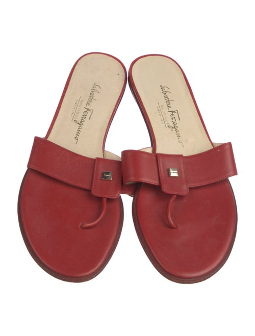 Salvatore Ferragamo Leather Flip Flops