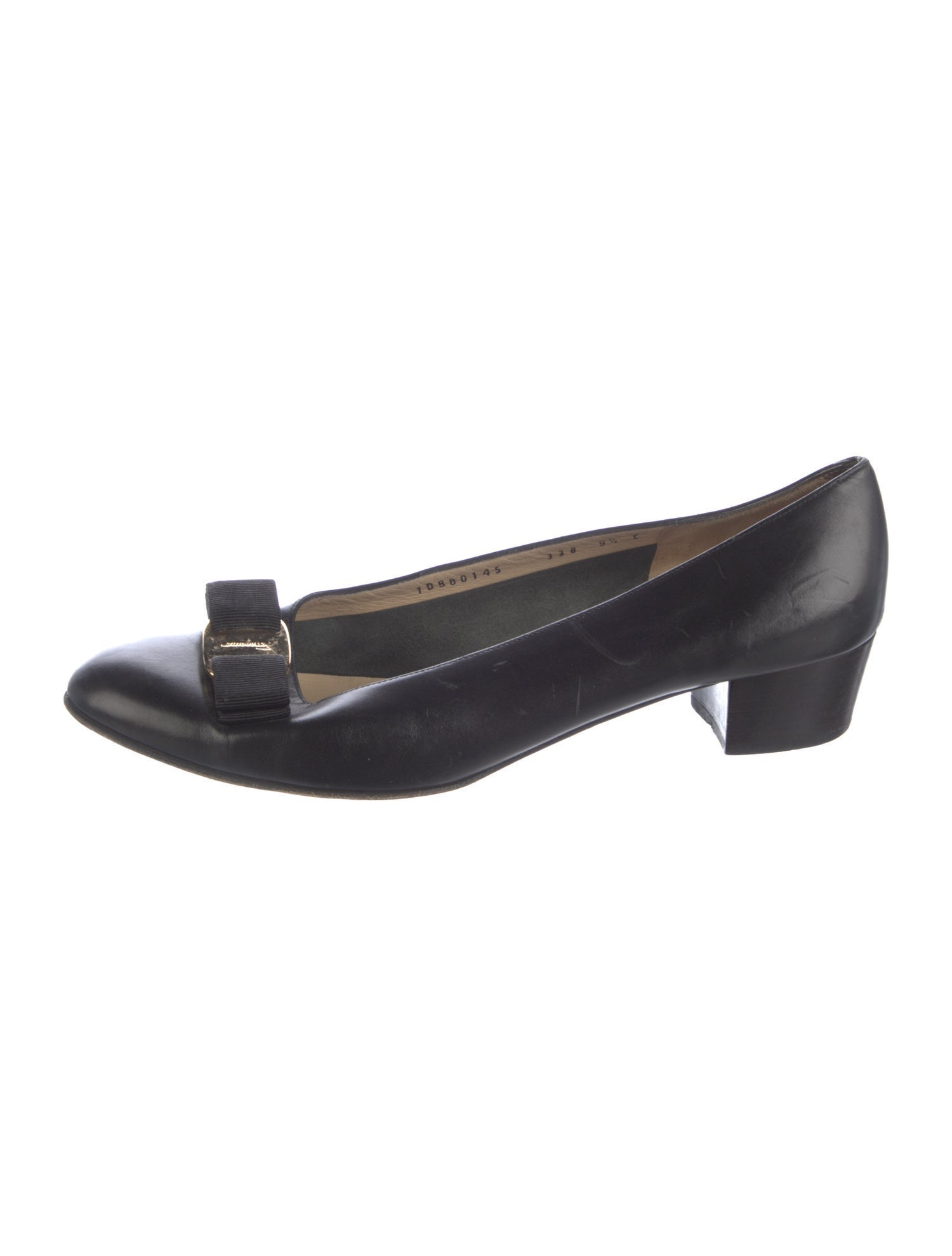 Salvatore Ferragamo Vara Bow Accent Leather Pumps