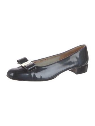 Salvatore Ferragamo Vara Bow Accent Patent Leather Flats