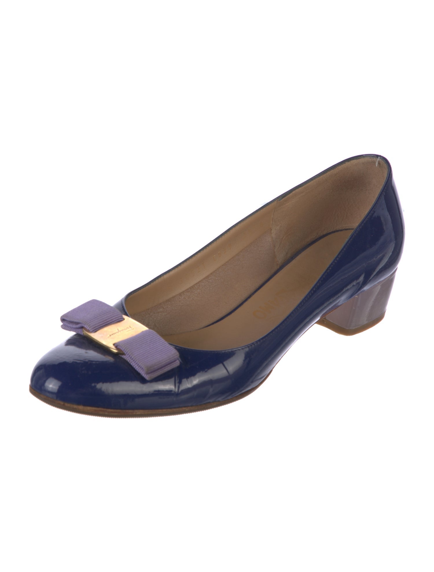 Salvatore Ferragamo Vara Bow Accent Patent Leather Pumps