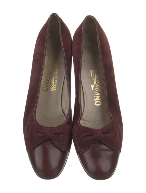 Salvatore Ferragamo Vara Bow Accent Suede Flats