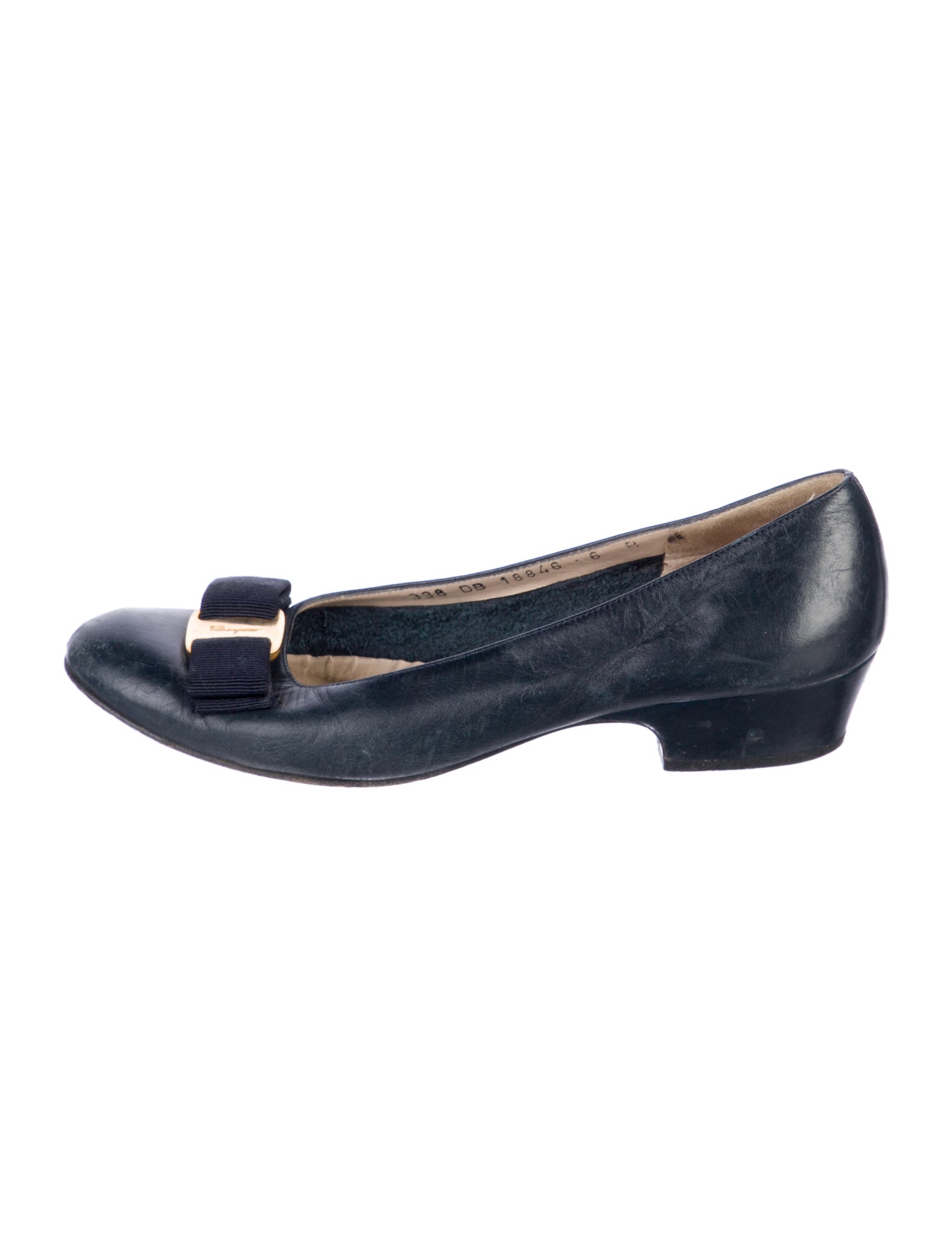 Salvatore Ferragamo Vara Bow Accent Leather Flats