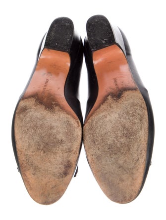 Salvatore Ferragamo Vara Bow Accent Leather Pumps